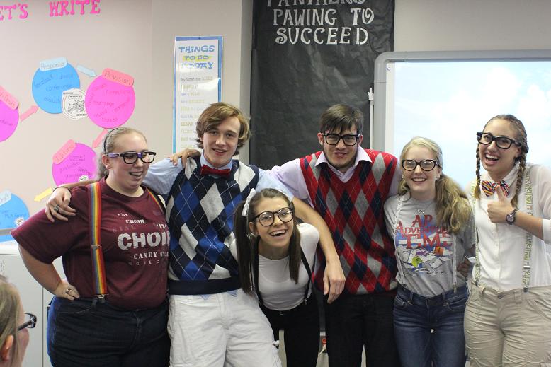 Seniors Devin Gold, Megan McClure, Mark Franklin, Annie Gonzales, Lucas McCutchen, and Jesalyn Youngblood