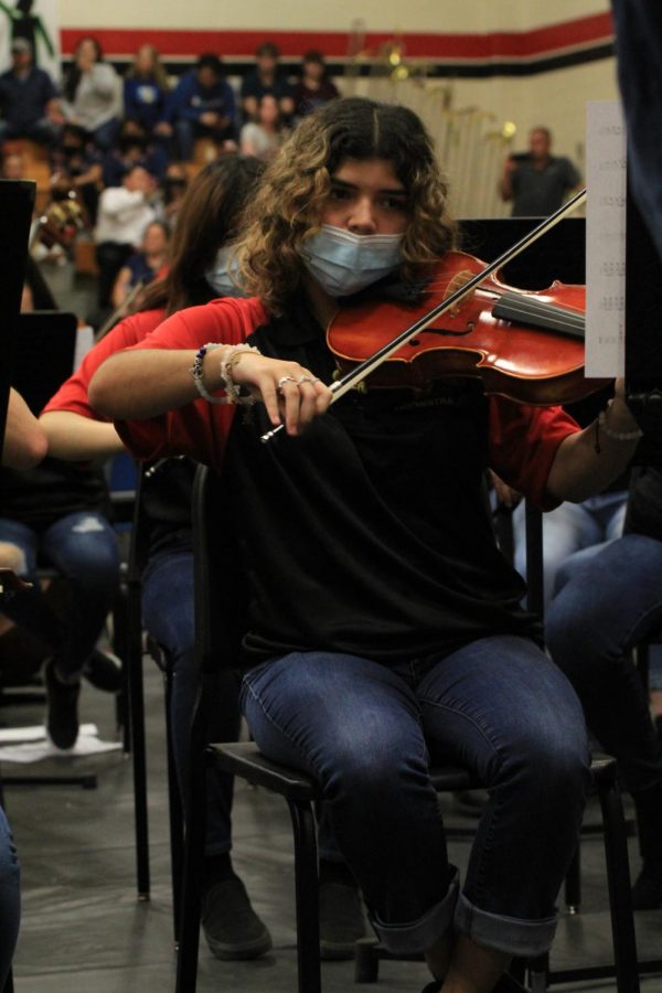 Gineth Garcia is concentrating on her nates during the performance from the orchestra concert 