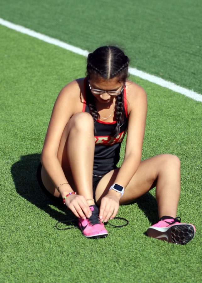 Jazmin Salazar gets ready before her next race.