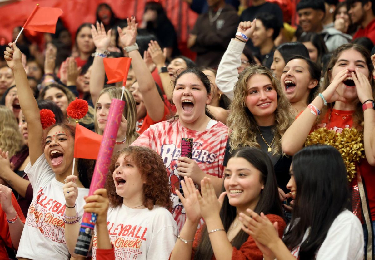 HEYYYY. Junior class attempts to yell louder than the sophomore class in attempt to receive the spirit stick on Sep. 15, 2023. The fight for the spirit stick is always the best way to motivate the classes to participate in the events.