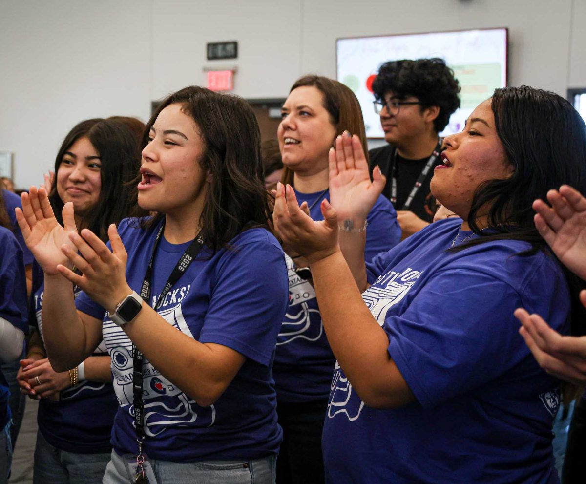 CHEER. Senior Britney Zapata cheered for senior Jackeline Ortiz who was playing rock paper scissors against a middle school student during the Mid-Level Conference held on Monday, Feb. 9, 2026. The conference was a positive experience for the student council members and sponsors. 